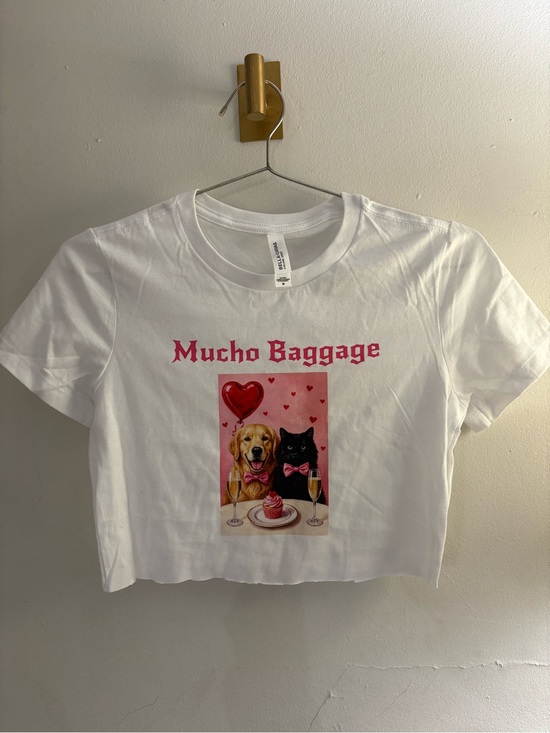 Tops - Mucho Baggage White Graphic Tee with Pink and Red Print